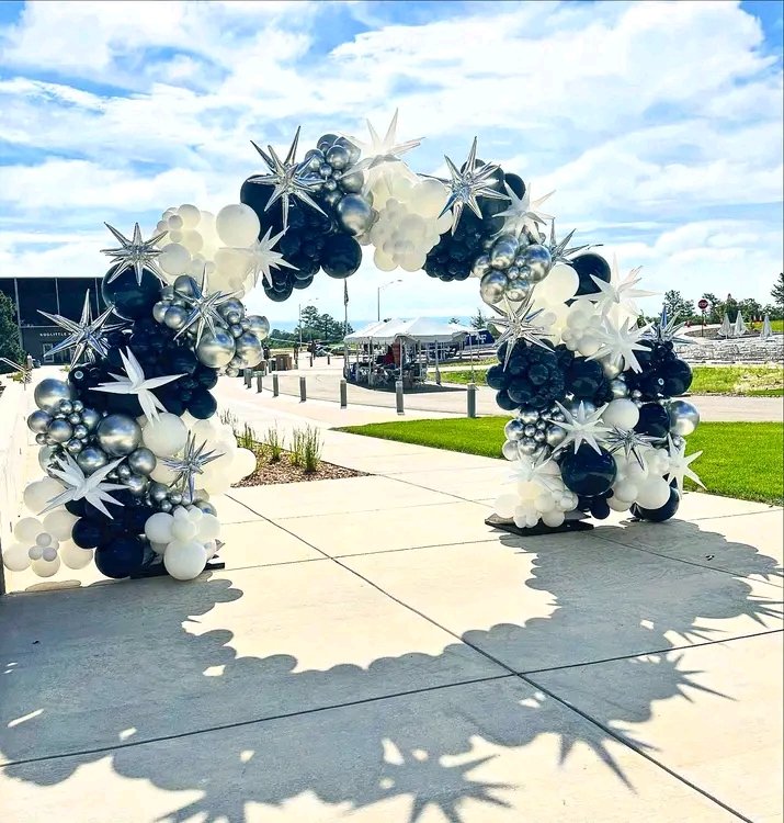 Black and White Wedding Decor