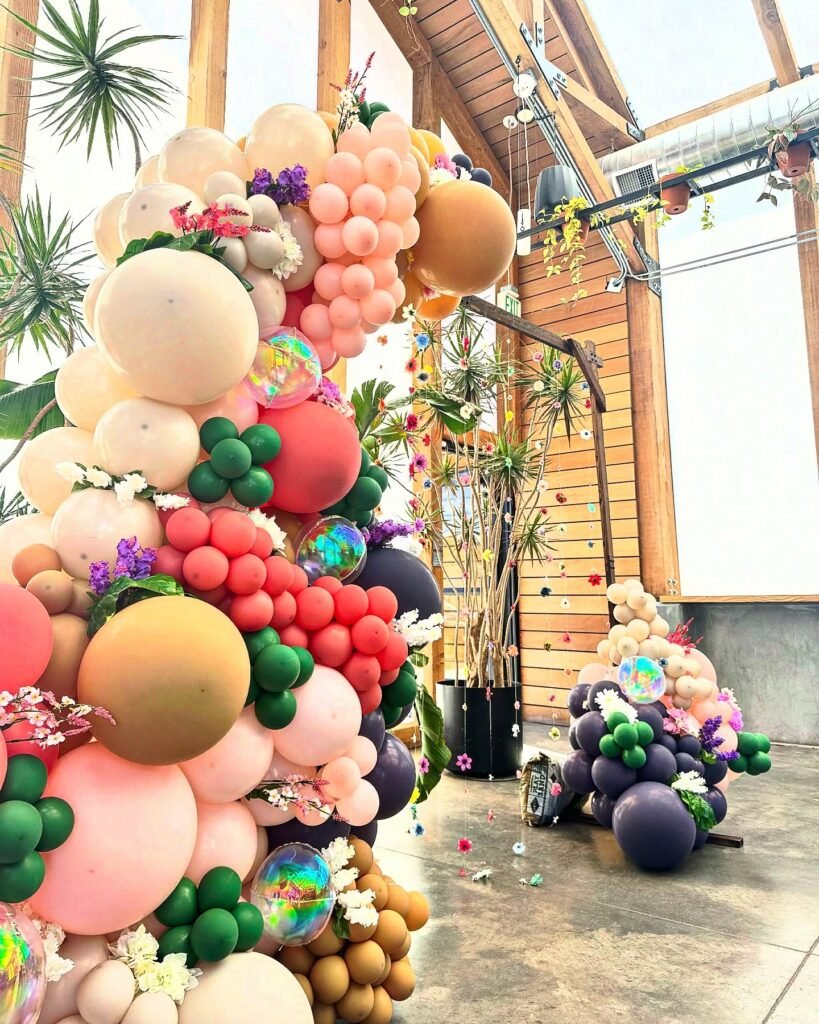 Wedding Anniversary Balloon Decoration Ideas