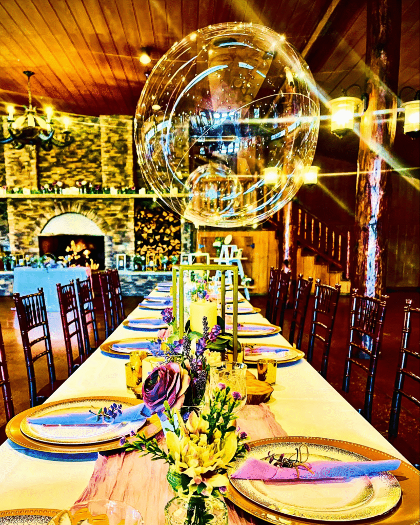 How to Create Balloon Centerpieces