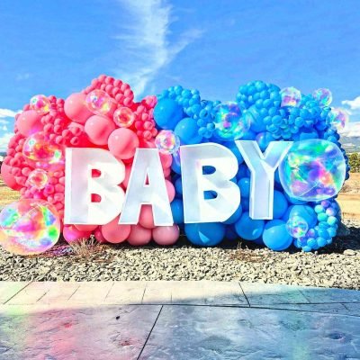 Gender Reveal Balloon Décor